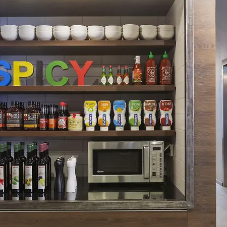 Hotel Moxy