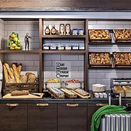 Szálloda Moxy Lausanne