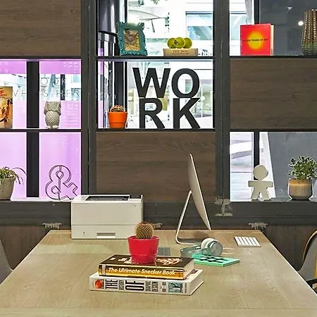 Moxy Lausanne